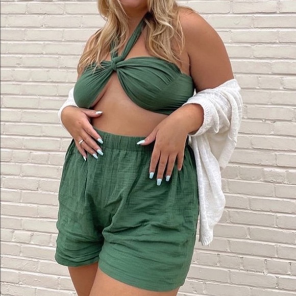 Solid Knot Tube Top and Shorts Set - Picture 2 of 5